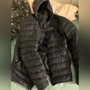 Arcteryx cerium lt hoody in large